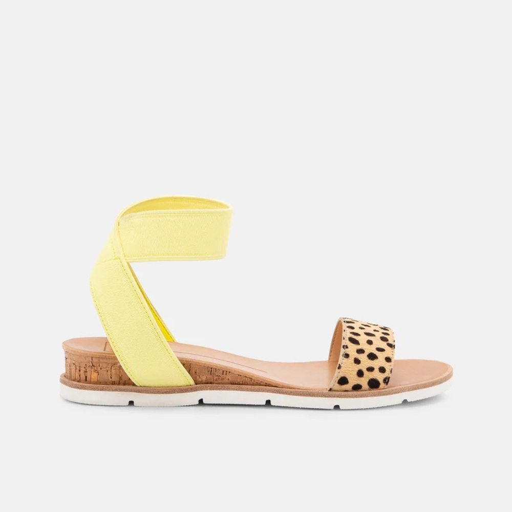 Dolce Vita Vivian Sandal, Women's Size 7M, Yellow Multi